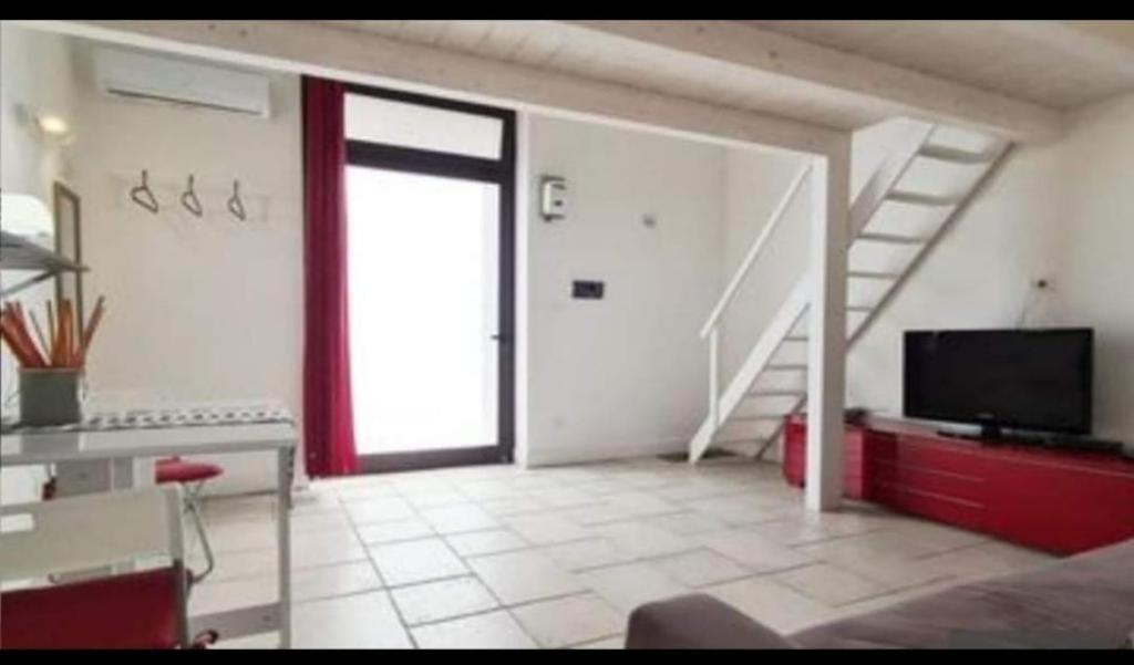 Maestrale Holiday Home Бриндизи Экстерьер фото